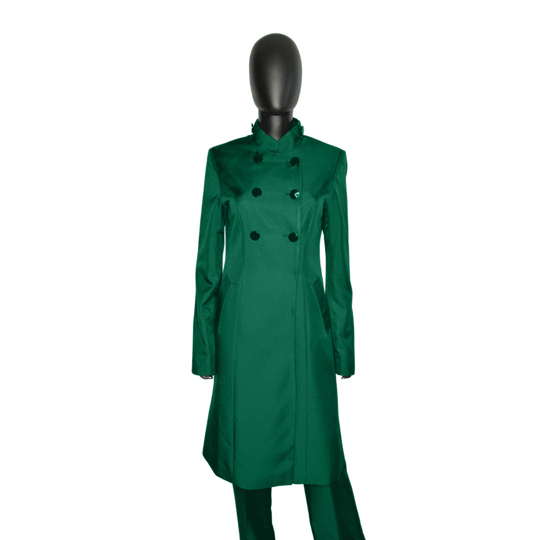 Whole body front view of the Queen three-piece emerald green garment on a mannequin, designed for Muslim sisters in the Nation of Islam who value women's modest clothing.