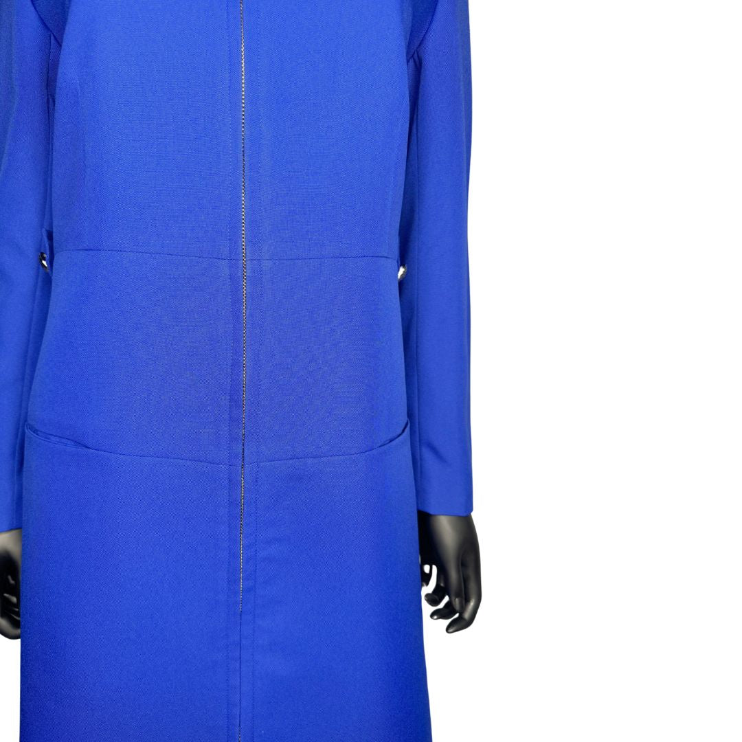 Middle front view of the Maalikah three-piece blue garment on a mannequin, designed for Muslim sisters in the Nation of Islam who value women's modest clothing.